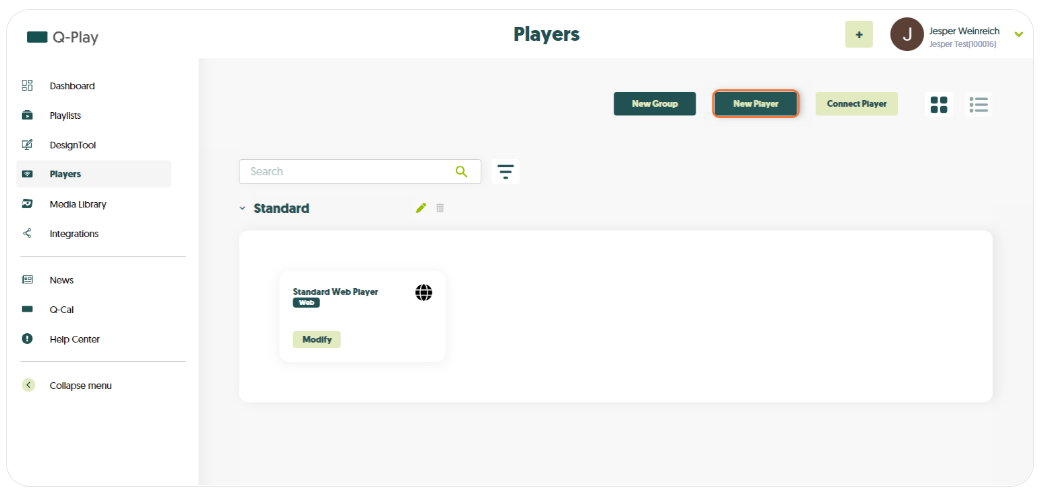 Q-Play 'Players' section showing options for 'New Group', 'New Player', 'Connect Player', and a 'Standard Web Player' ready for modification.