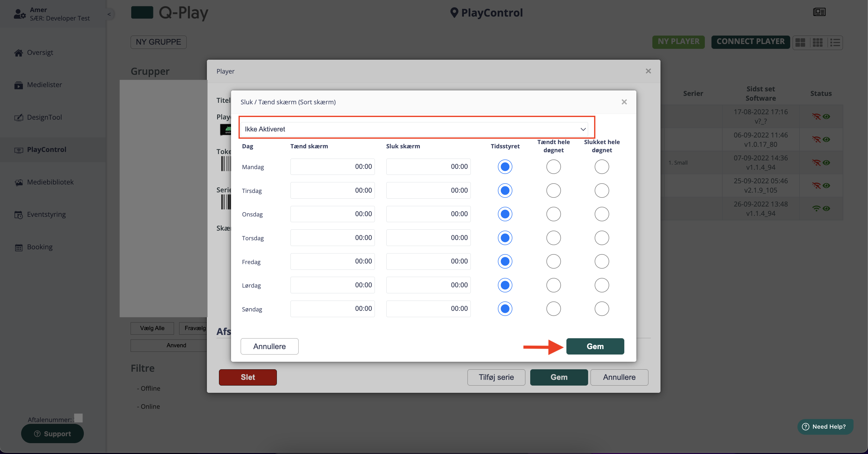 Digital signage screen scheduler interface with options for setting daily on and off times in Q-Play platform.