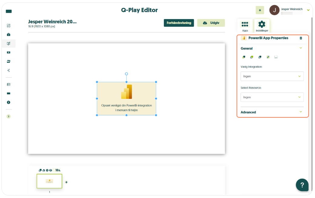 Q-Play Editor med markering af et Power BI-integrationsfelt og Power BI App Properties åben og klar til konfiguration.