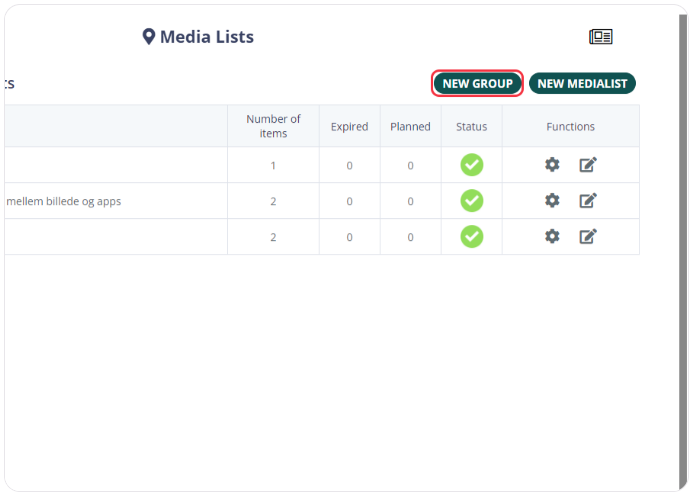 Digital signage management screen showing 'Media Lists' with options for 'New Group' and 'New Medialist'.