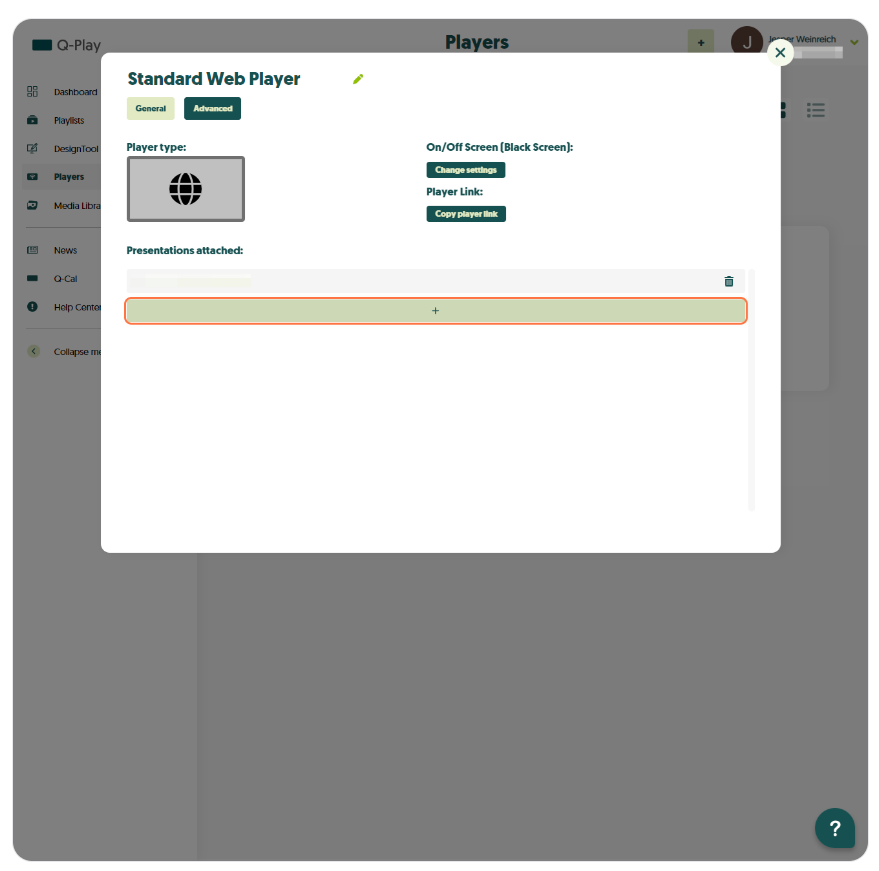 Editing interface for 'Standard Web Player' in Q-Play showing options for player type, screen settings, player link, and adding presentations.